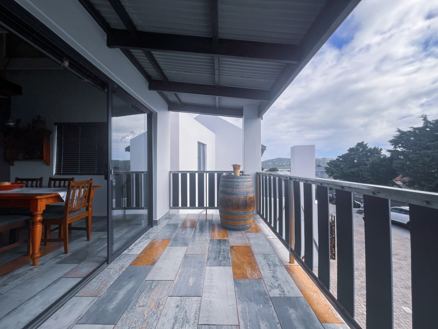5 Bedroom Property for Sale in Myburgh Park Western Cape